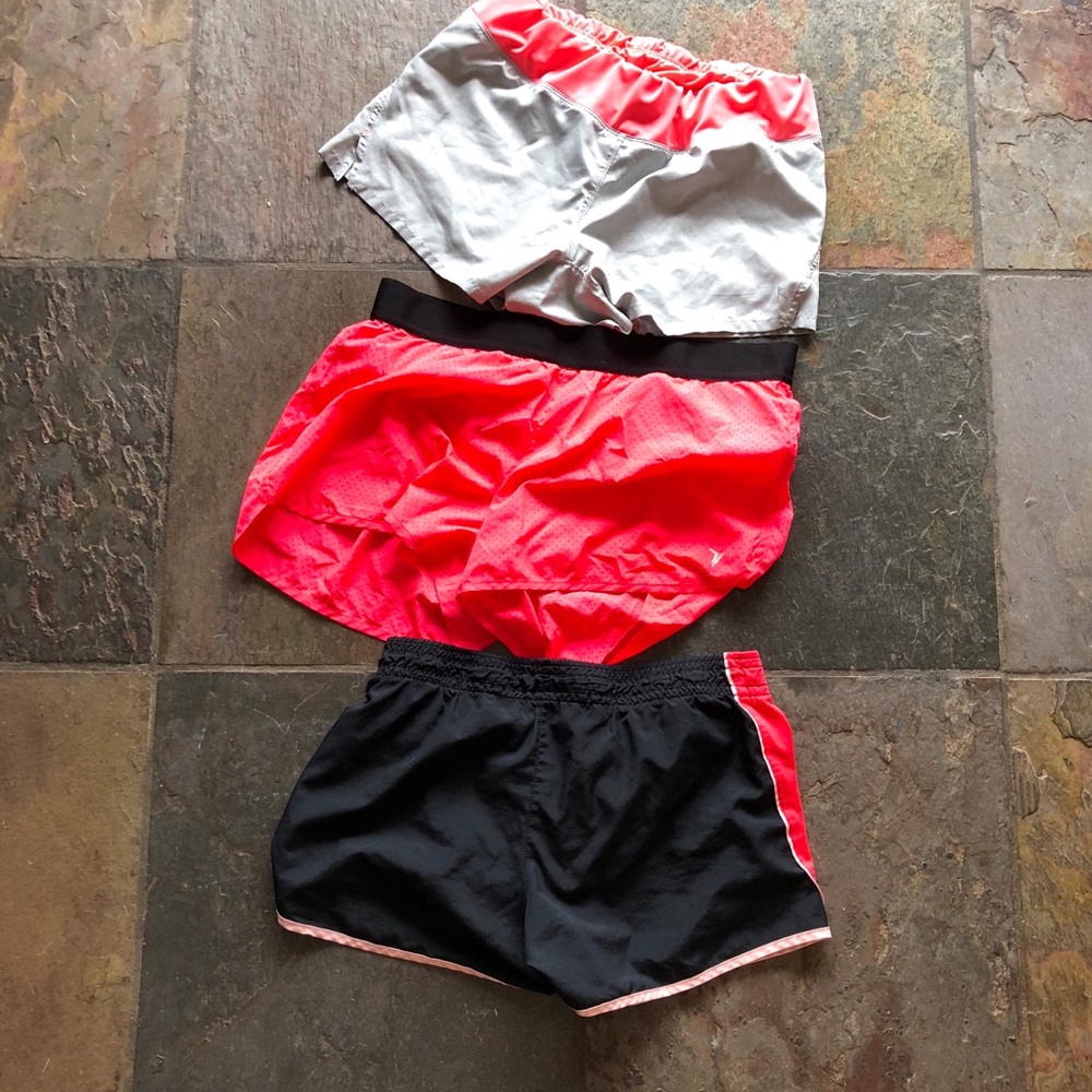 Bundle of 3 activewear shorts, size M and L